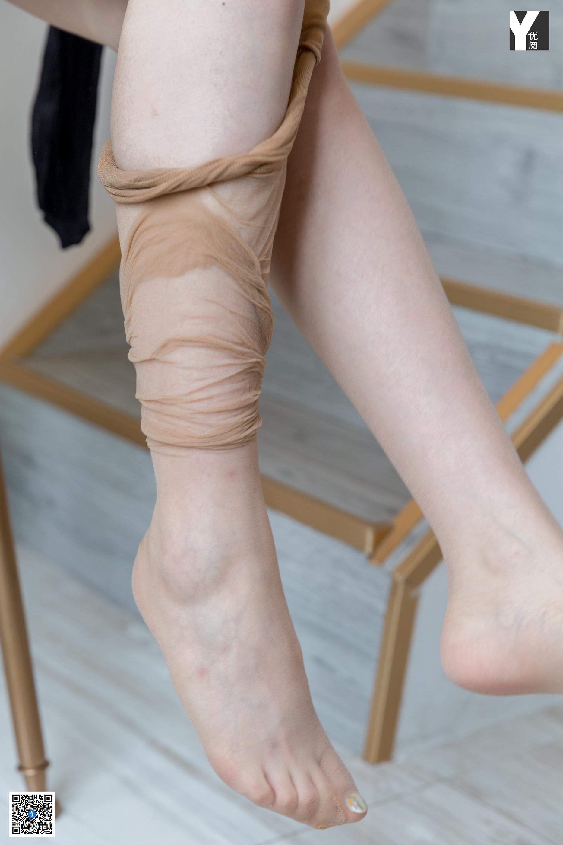 IESS异思趣向 - 模特：喵姐《潮御姐换丝》